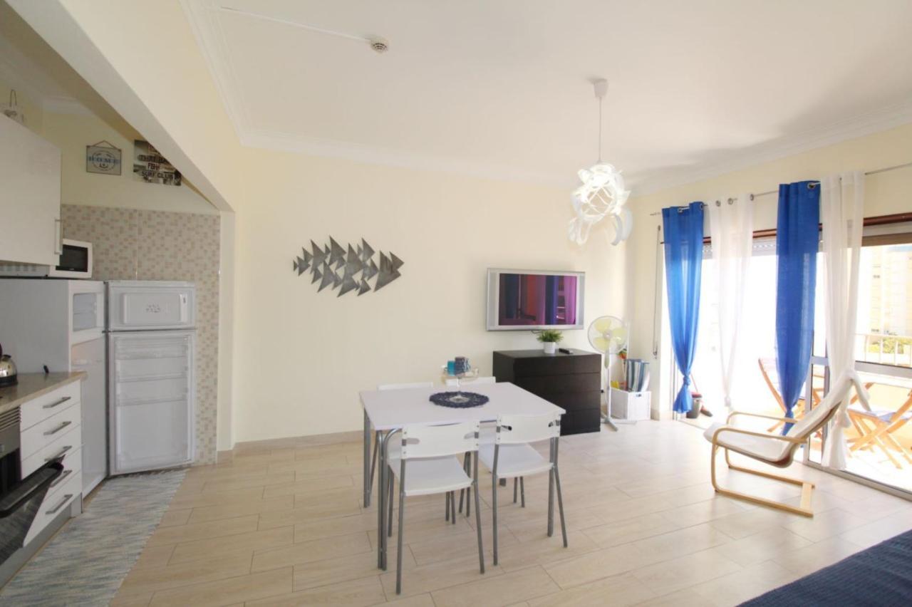 Solmonte White And Blue Apartment Портиман Екстериор снимка