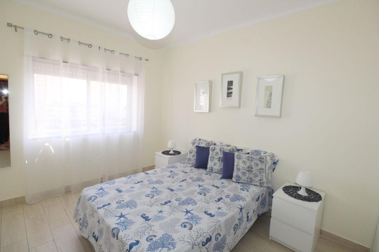 Solmonte White And Blue Apartment Портиман Екстериор снимка