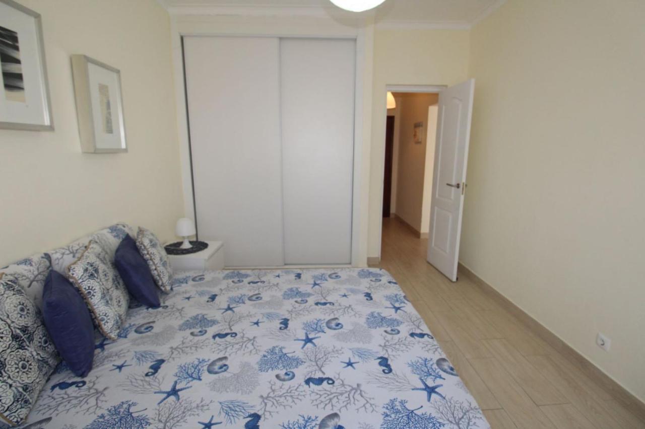 Solmonte White And Blue Apartment Портиман Екстериор снимка
