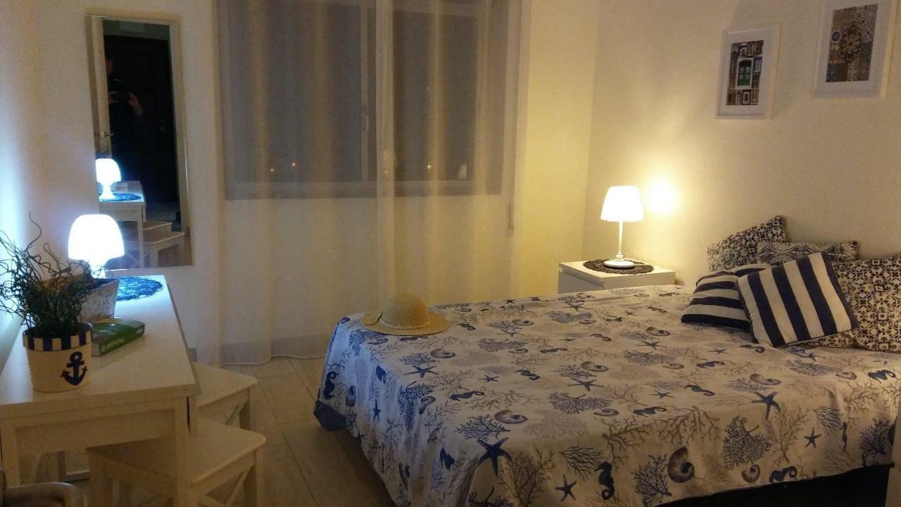 Solmonte White And Blue Apartment Портиман Екстериор снимка
