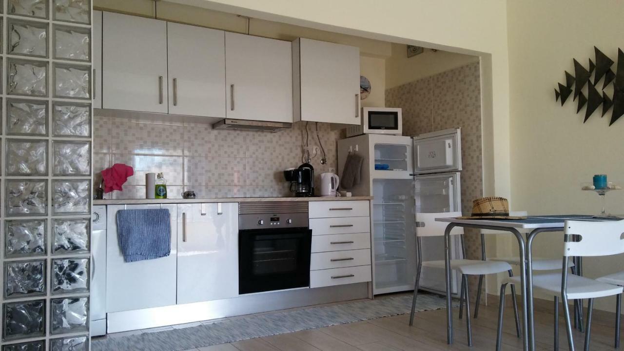 Solmonte White And Blue Apartment Портиман Екстериор снимка
